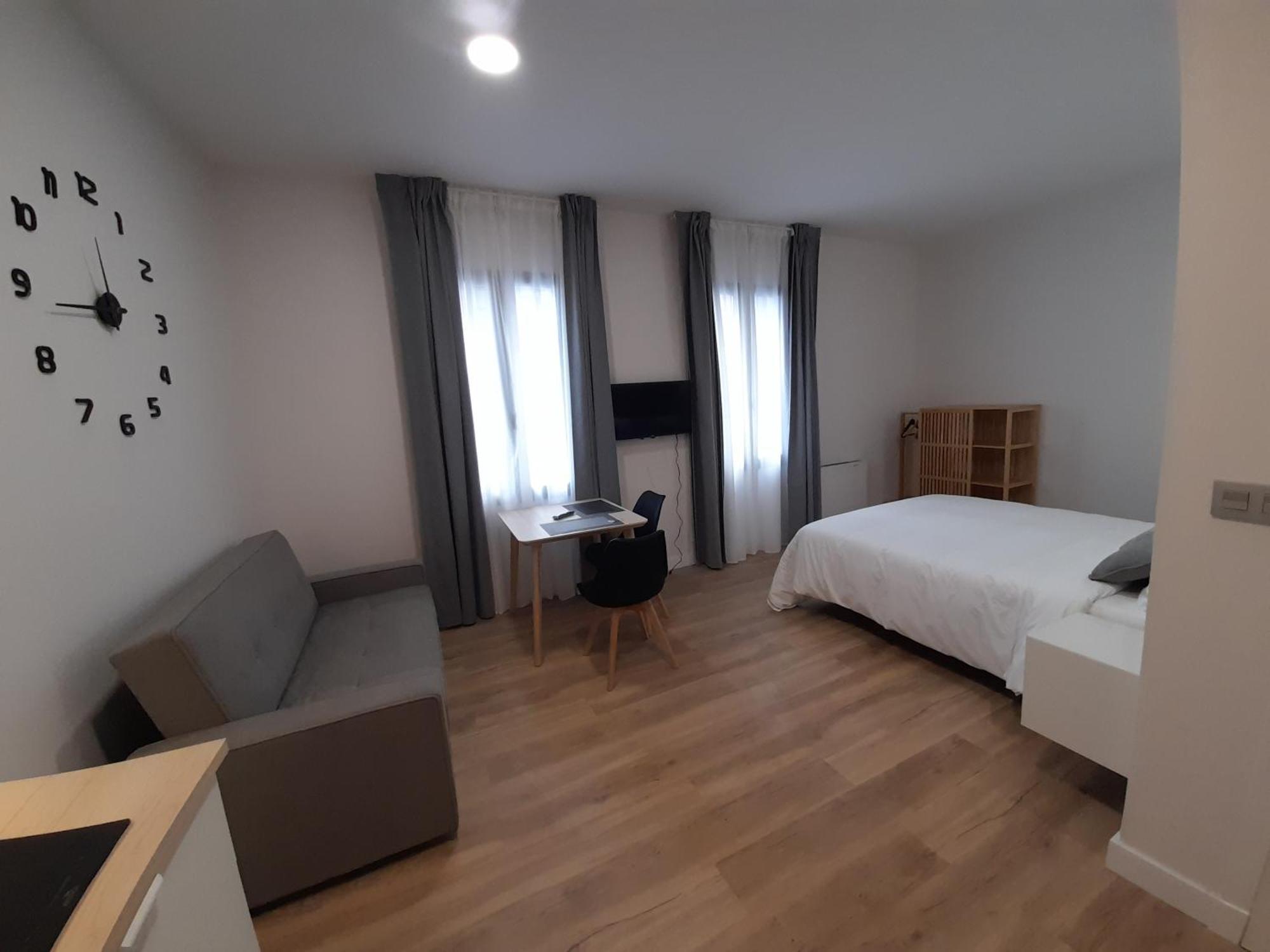 Apartamentos Recunchos Ourense Exterior photo